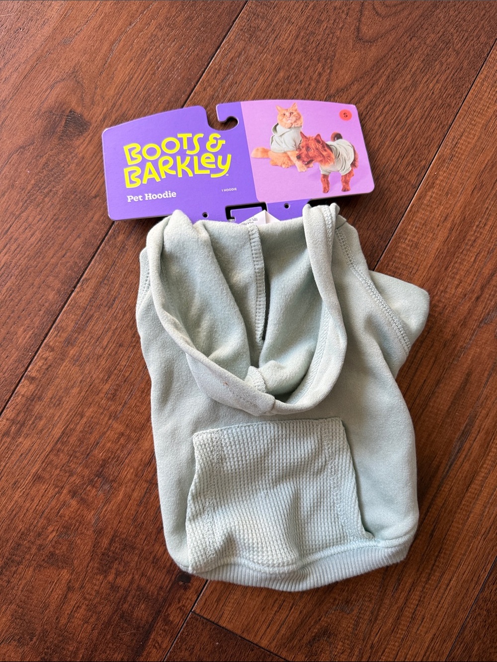 Boots & Barkley Green Hoodie size small NWT
